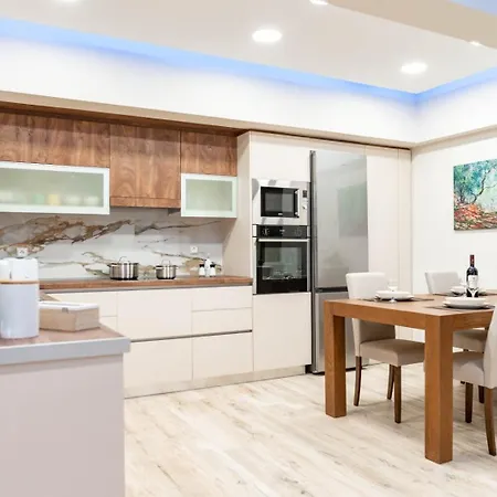 Niotis House - Elegance & Comfort In The Appartamento *