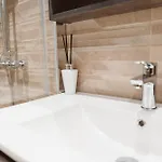 Niotis House - Elegance & Comfort In The شقة *