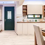 Niotis House - Elegance & Comfort In The شقة بلدة كوس